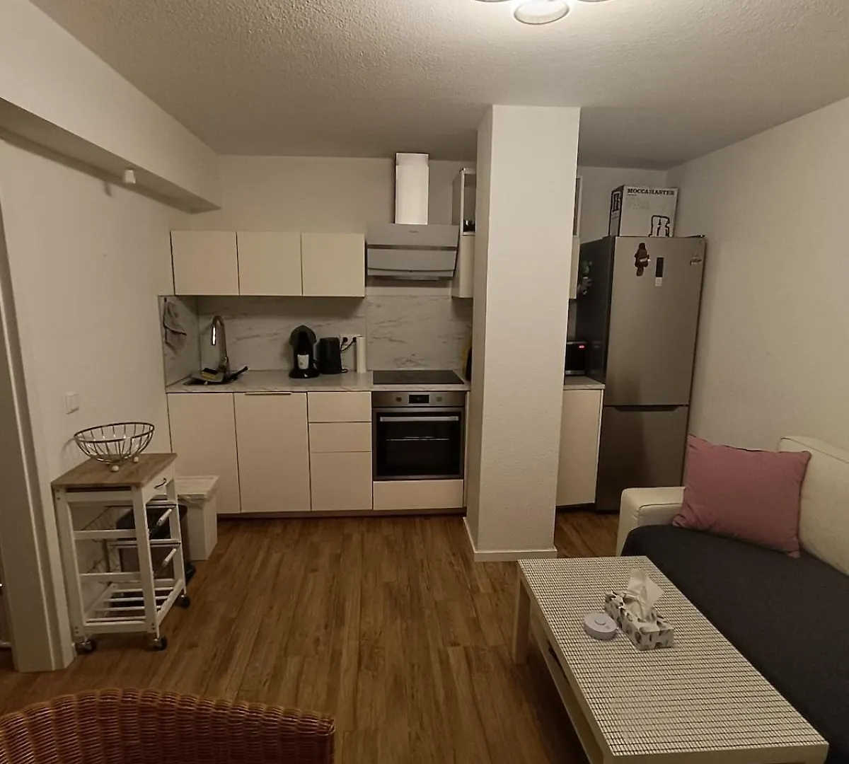 Wohnung In Koeln Suelz 0*, Colónia